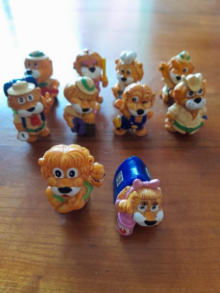 10 figurines kinder leo venturas lion
