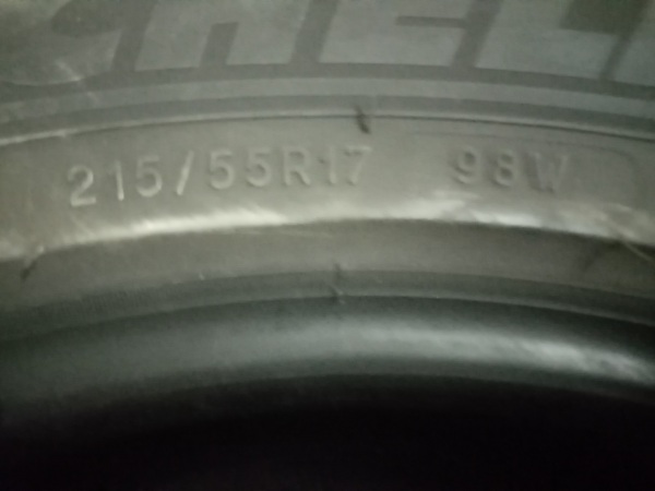 4 pneus 215 /55r17 pas cher