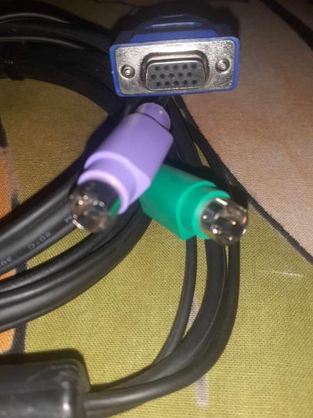 Cable 1 vga male -2 ps2 males vers 1vga male- 2 ps pas cher