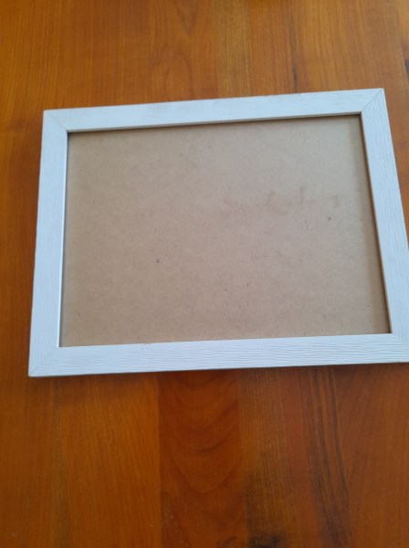 Cadre en bois  blanc 20 x 27 cm