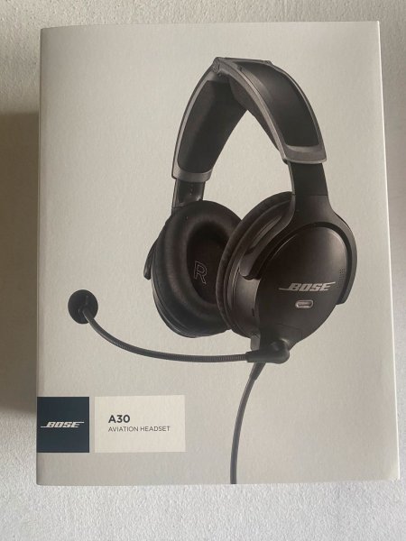 Casque d'aviation bose a30 neuf complet