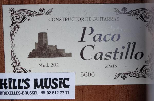 Vente Guitare classique 4/4 paco castillo modèle 202