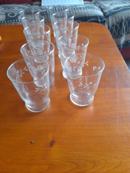Lot de 10 verres à eau -vintage
