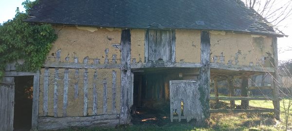 Maison charpente bois ancienne à démonter