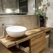 Meubles de salle de bain en vieux bois