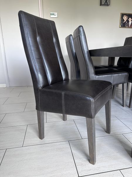 Table / 6 chaises cuir et table basse pas cher
