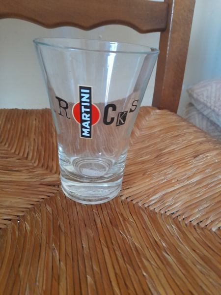 1 verre martini rocks
