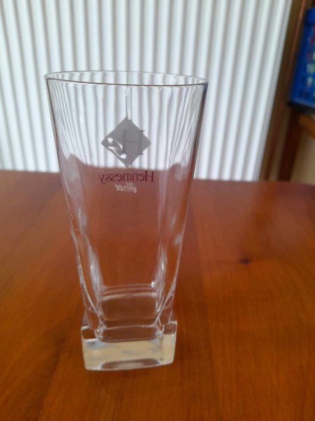 Annonce 1 verre publicitaire hennessy glace