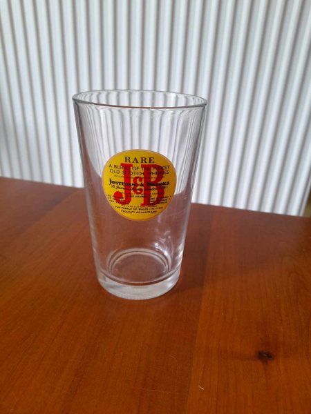 1 verre publicitaire whisky j&pound;b
