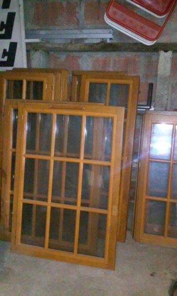 9 fenetres bois double vitrage et petits bois amo pas cher