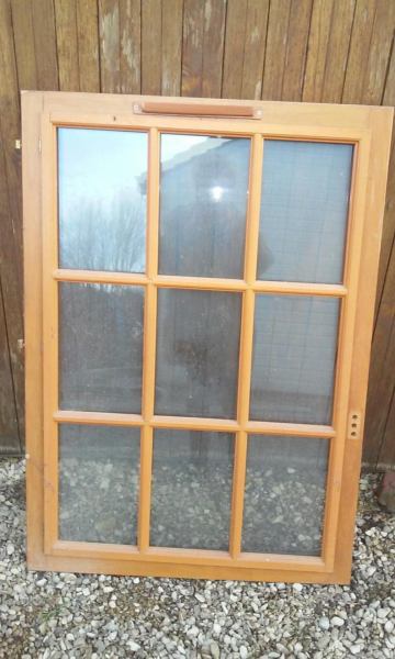 9 fenetres bois double vitrage et petits bois amo