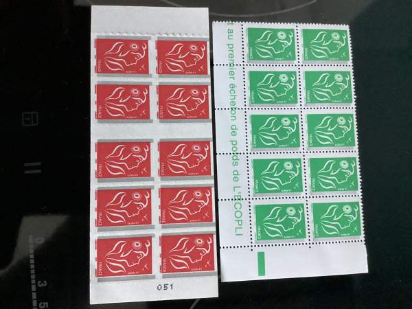 Vente Lot de 10 timbres rouges ou verts