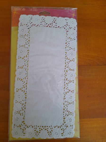 15 napperons papier rectangulaire 34 x 17 cm