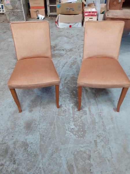 2 chaises de salle &agrave; manger