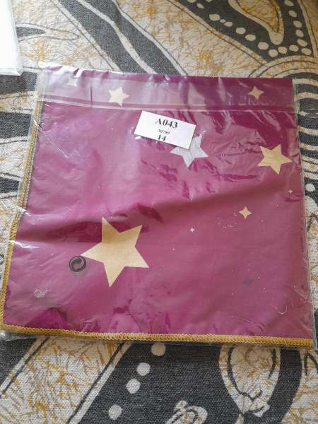 Vente 2 serviettes de table violet - déco étoiles