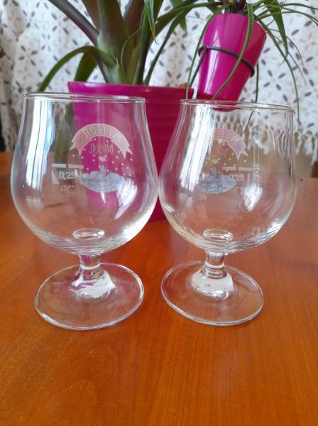 2 verres &agrave; bi&egrave;re m&eacute;t&eacute;or de no&euml;l pas cher