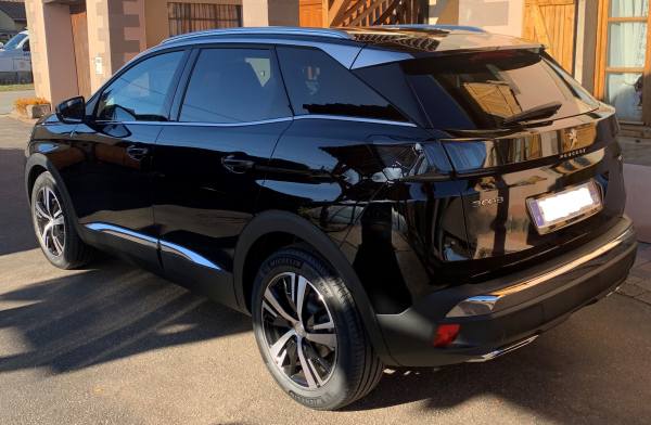 Vente 3008 130 puretech noire boite auto personnel psa