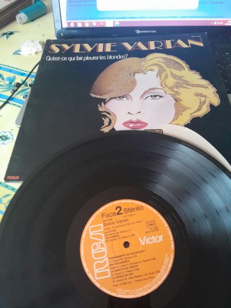 33 t  " sylvie vartan "