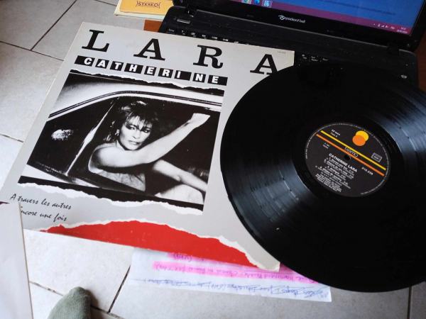 33t " catherine lara "