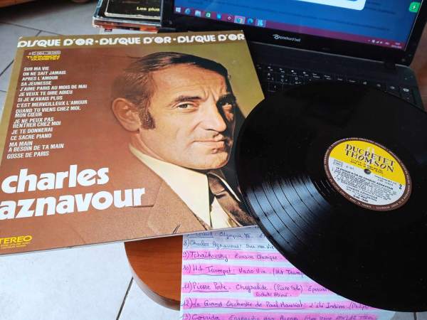 33t " charles aznavour "