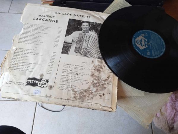 Vente 33t " maurice larcange "