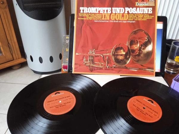 33t " trompete und posaume in gold "