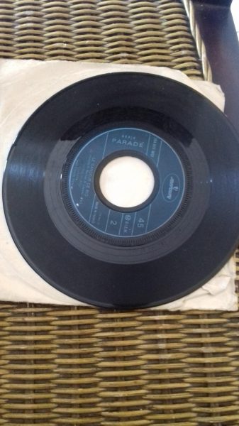 45 t herve villard  "sayonara"