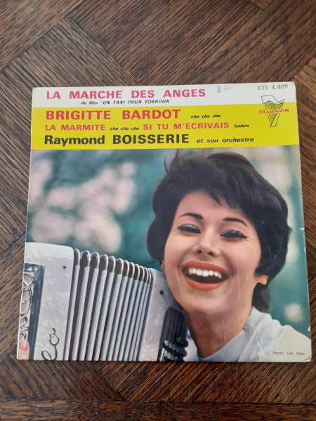 45 t "la marche des anges"