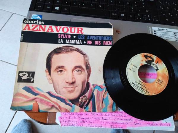 45t " charles aznavour "