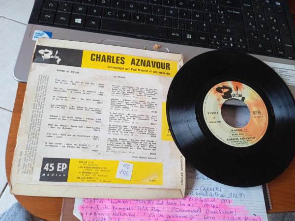 Vente 45t " charles aznavour "