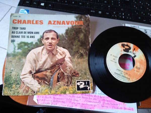 45t " charles aznavour "