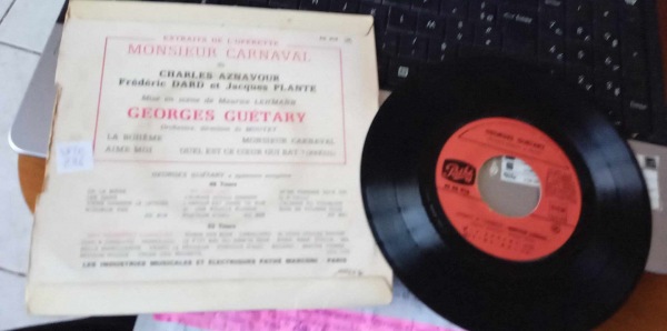 Vente 45t " georges gu&eacute;tary "