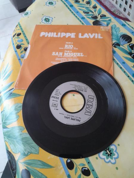 Vente 45t " philippe lavil "