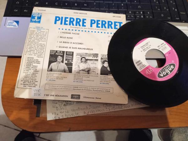 Vente 45t " pierre perret  "