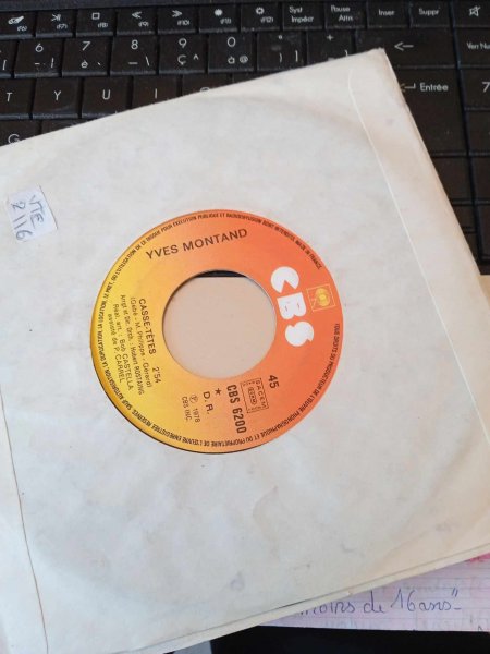 Vente 45t " yves montand "
