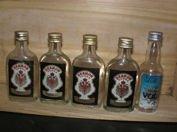 5 mignonnettes de vodka