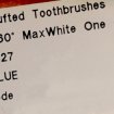 54 brosse à dents colgate 360 max white one occasion