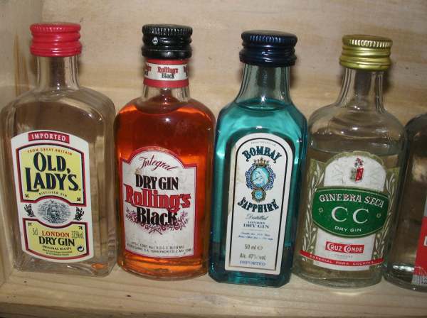 7 mignonnettes de gin