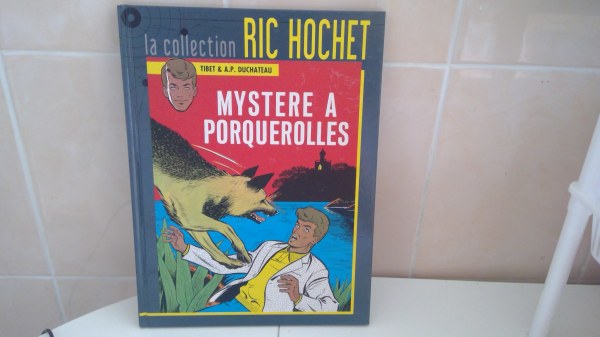 7€ les mysteres a porquerolles ric hochet