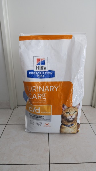 9 kgs croquettes pour chat urinary c/d hill's