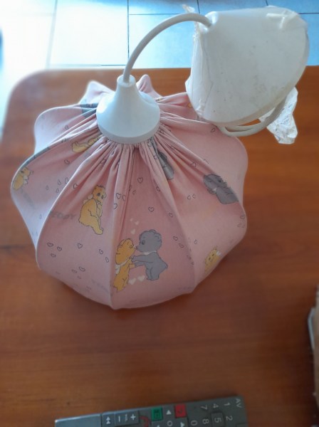 Abat jour &agrave; suspendre chambre b&eacute;b&eacute; fille