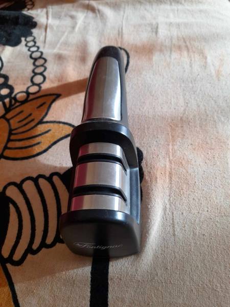 Aiguiseur de couteaux deux phases fontignac pas cher