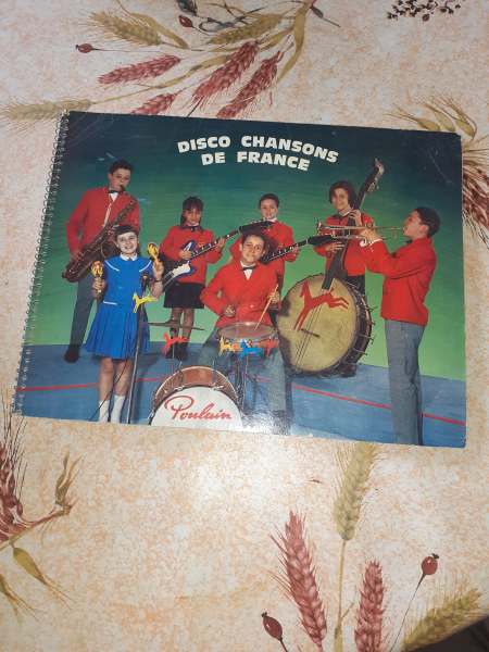 Album d' images poulain disco chansons de france