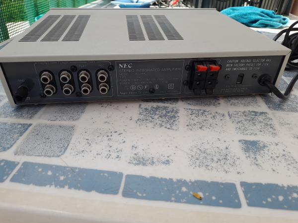 Vente Amplificateur nec a225 me - vintage
