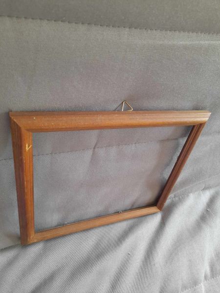 Ancien cadre en bois moulé 24 x 20 cm pas cher
