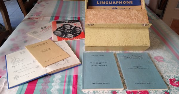 Ancien coffret linguaphone  unique/collector