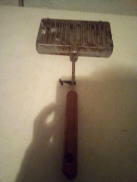 Vente Ancien gauffrier &agrave; main