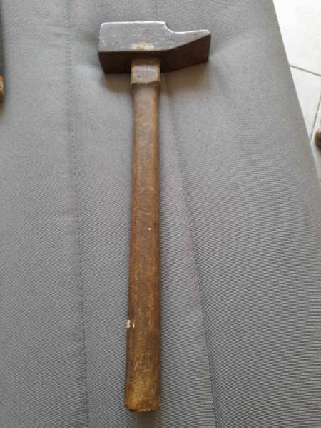 Ancien gros marteau  longueur 350 mm