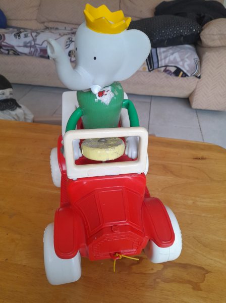 Vente Ancien jouet &agrave; tirer babar educalux