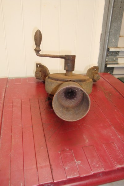 Ancien moulin a grain pas cher